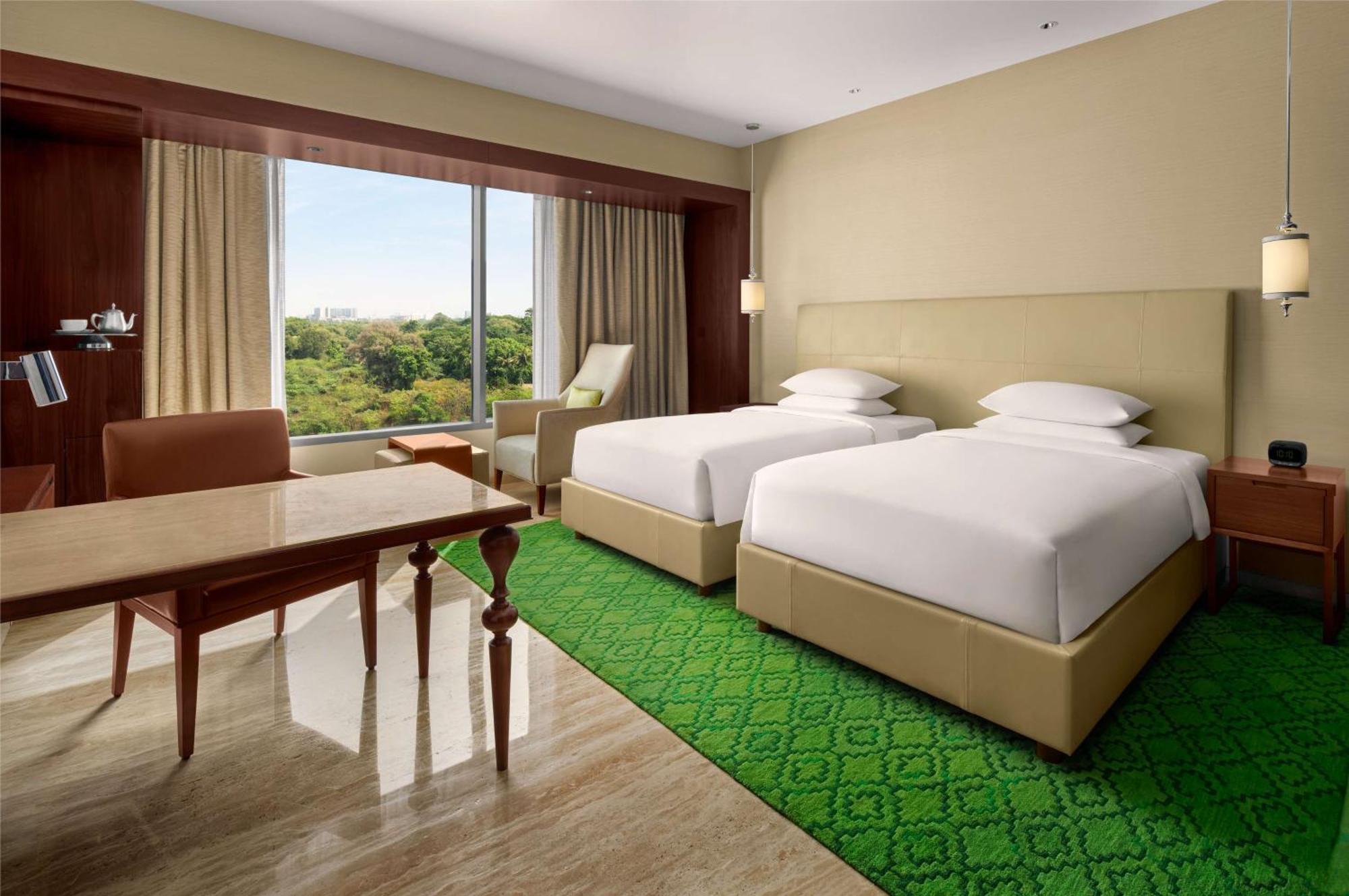 Park Hyatt Chennai Hotel Екстериор снимка