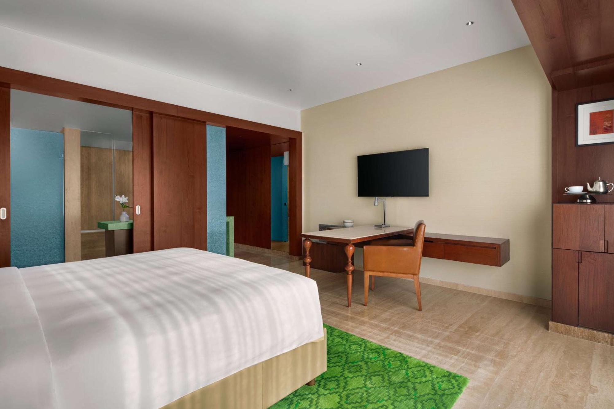 Park Hyatt Chennai Hotel Екстериор снимка