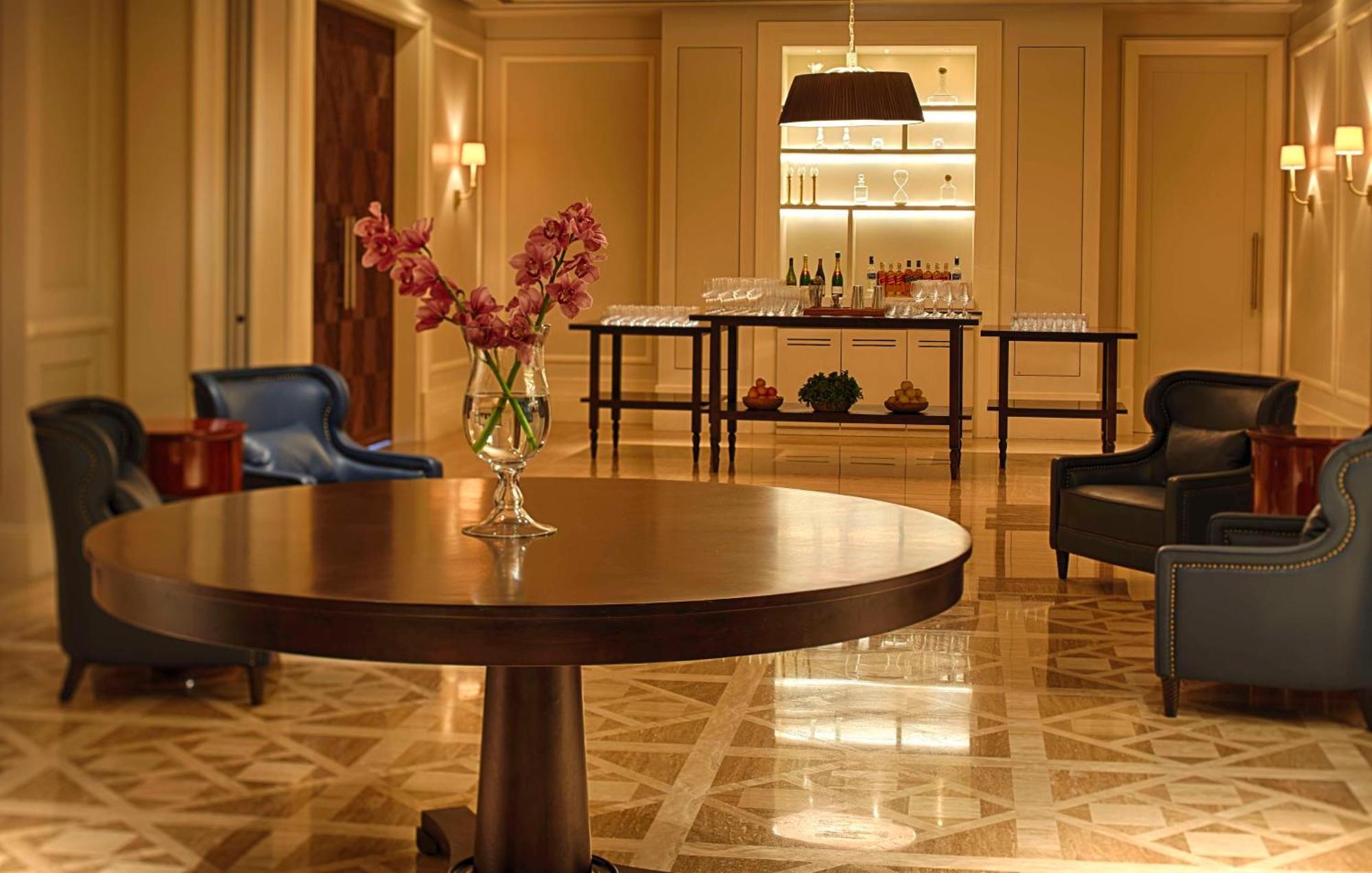 Park Hyatt Chennai Hotel Екстериор снимка