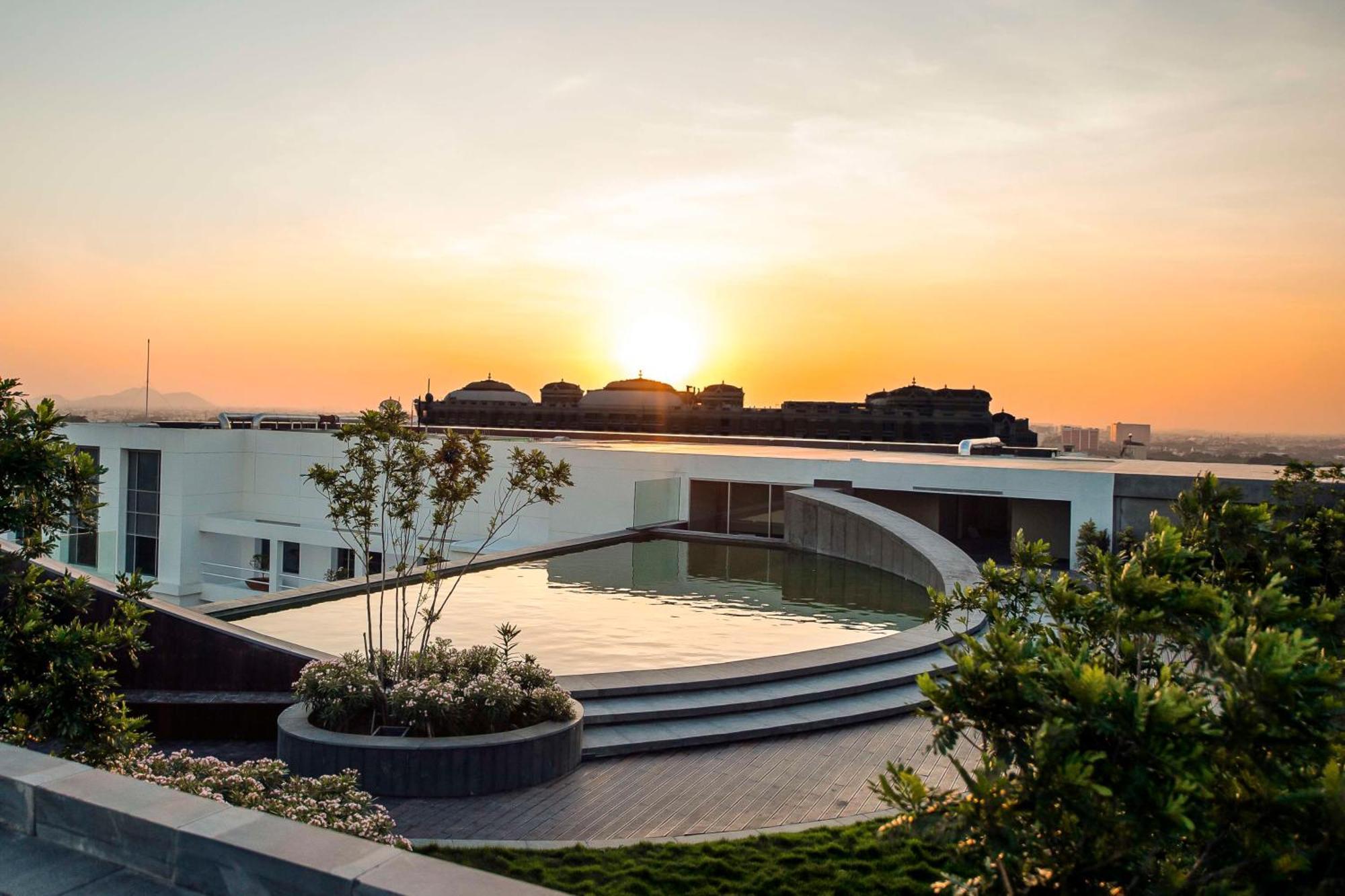 Park Hyatt Chennai Hotel Екстериор снимка